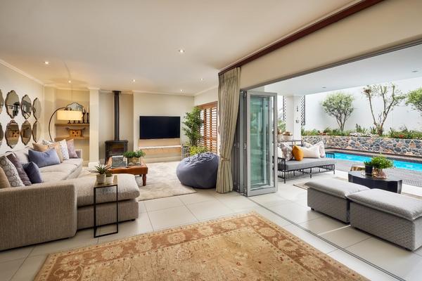 Cluster House For Sale in Bryanston, Sandton