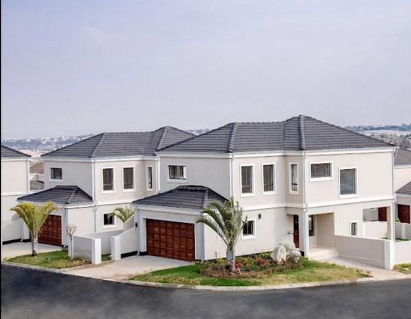 House For Sale in Summerset, Midrand